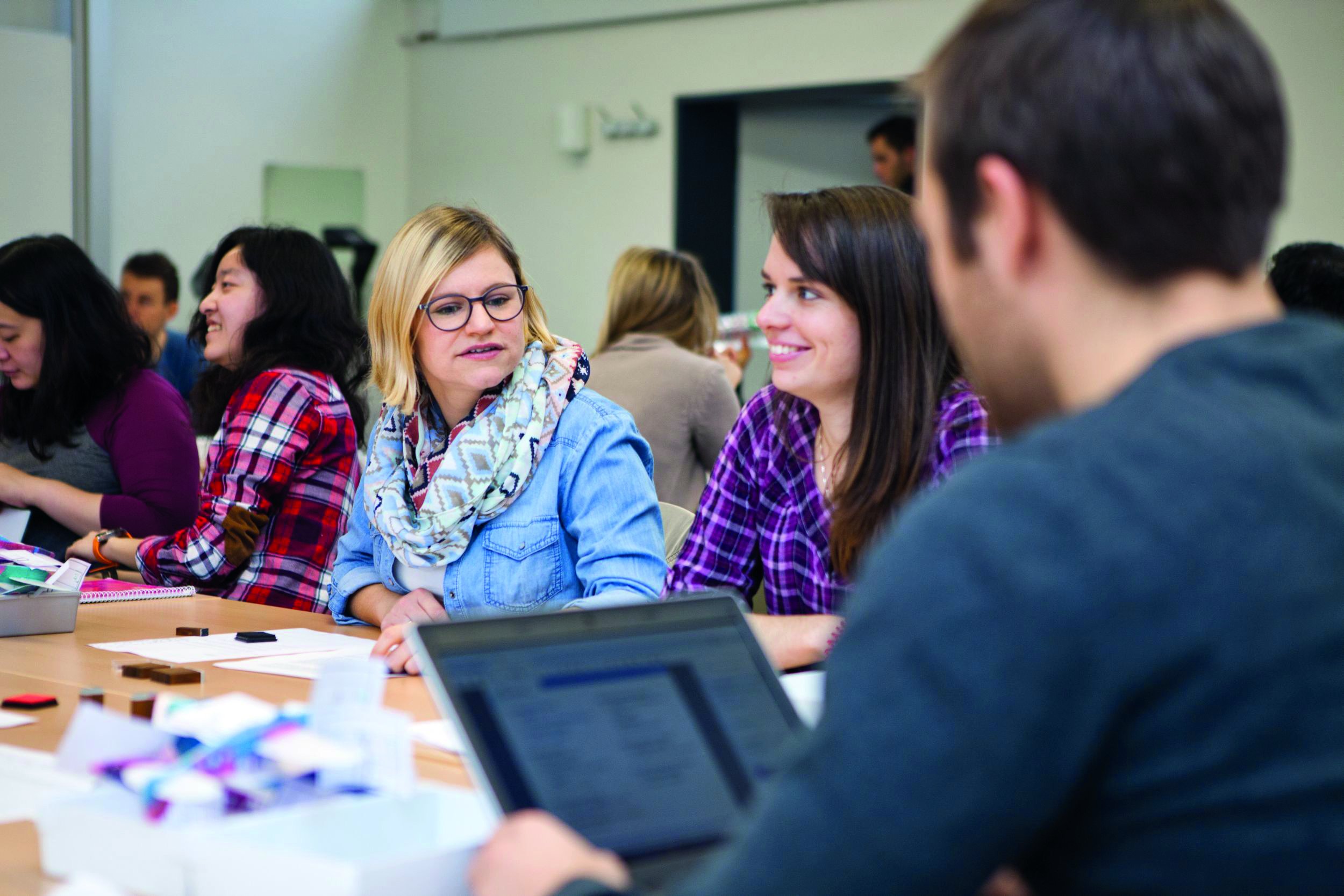 Lohnt Es Sich Als Erzieherin Soziale Arbeit Zu Studieren Soziale Arbeit an der HS Darmstadt studieren